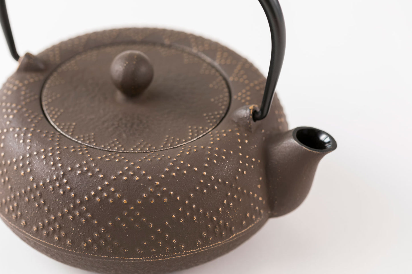 急須　5型格子アラレ　金/こげ茶