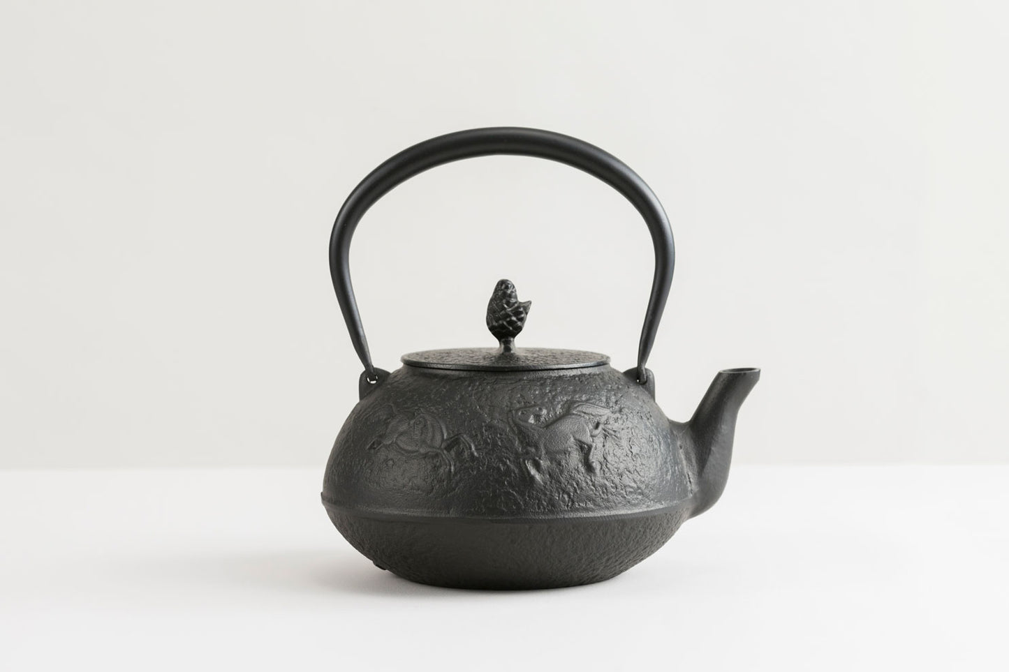鉄瓶　14型馬肌(内面釜焼)