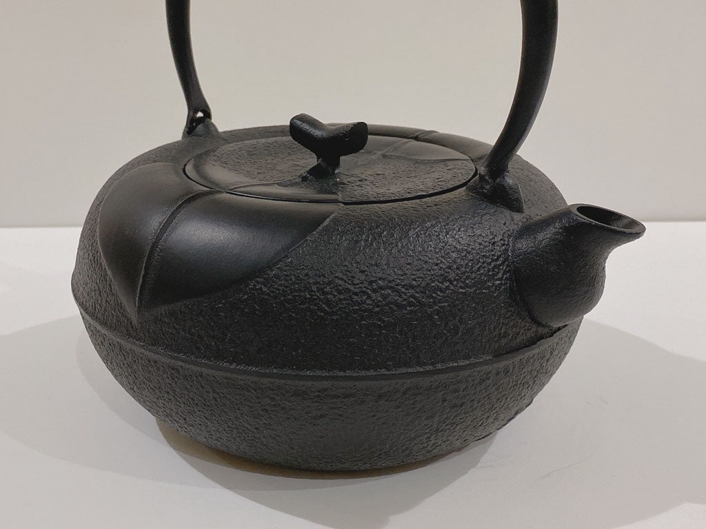 鉄瓶　18型柚子(内面釜焼)